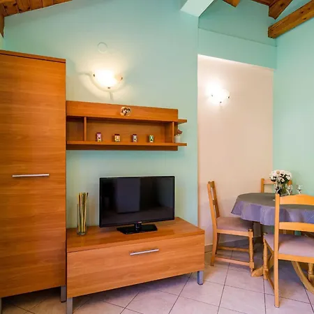 Apartman Vodnica-one Bedroom With Balcony And Partial Sea View A2 Zaton